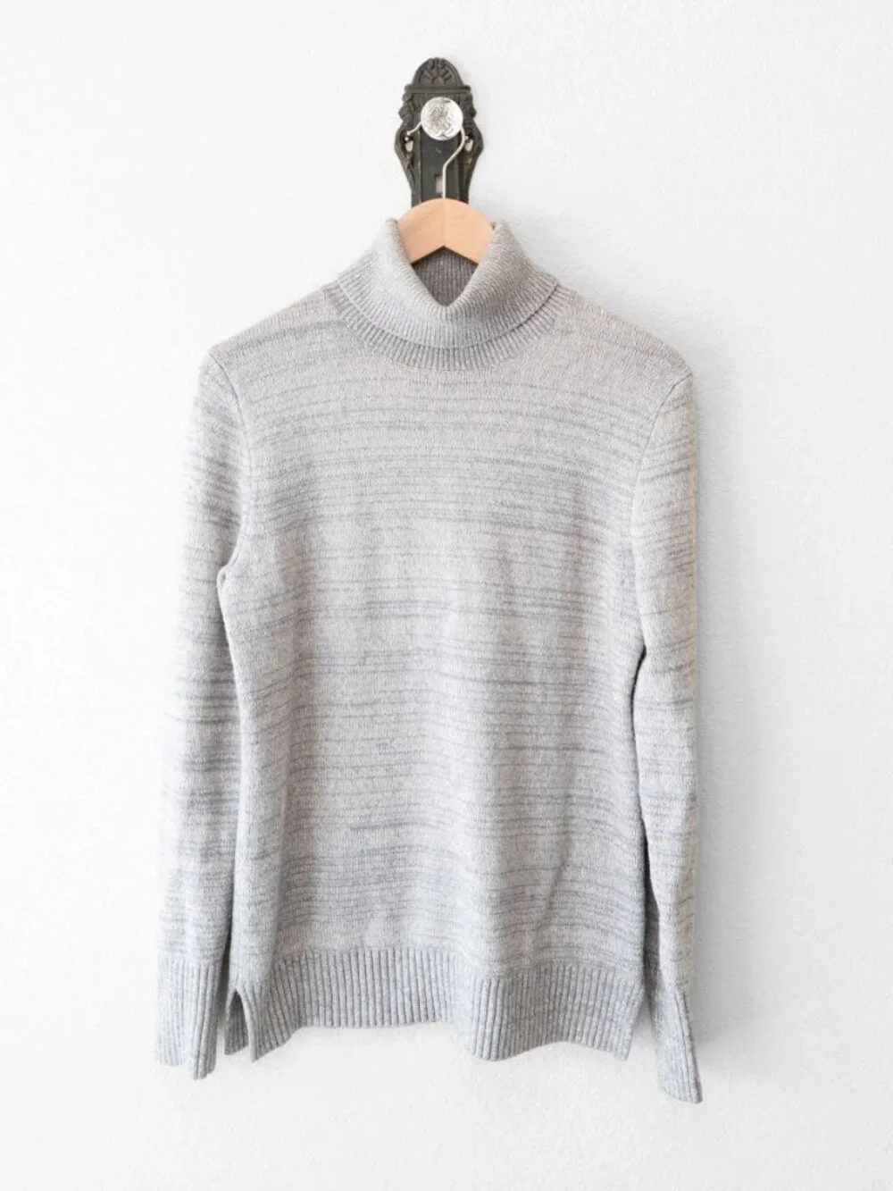 J Crew Mercantile Gray Turtleneck Sweater M Wool Blend Knit Cozy Winter